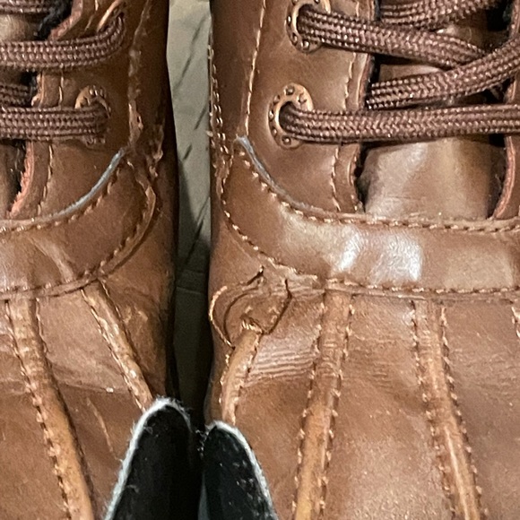 Excellent used condition Ugg butte winter ❄️ boots size 13 - Picture 5 of 6